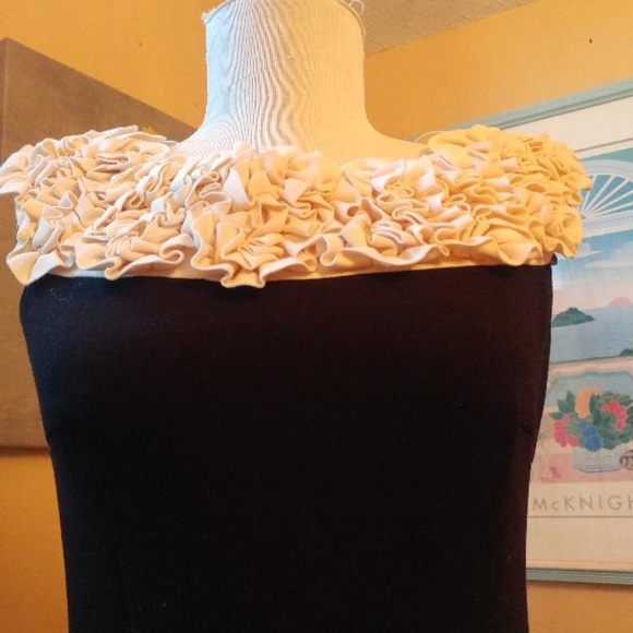 DRESS - Picture 3 of 3